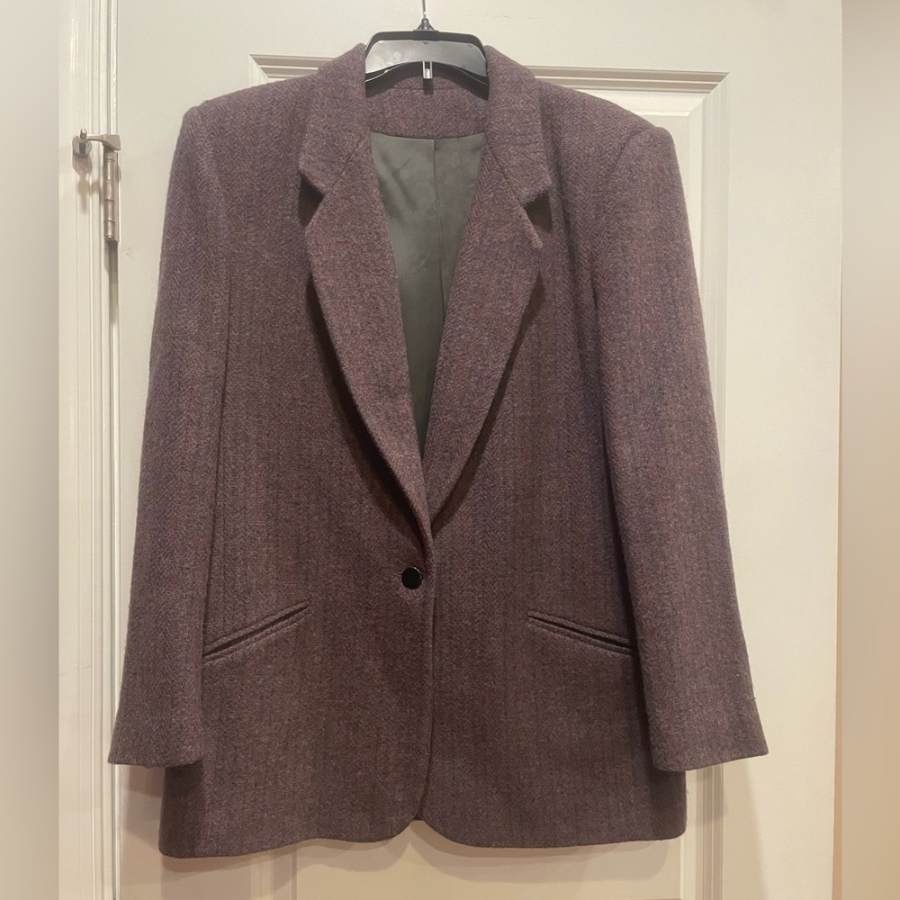 Kenneth Gordon vintage wool blazer. Size 12 made in USA purple EUC